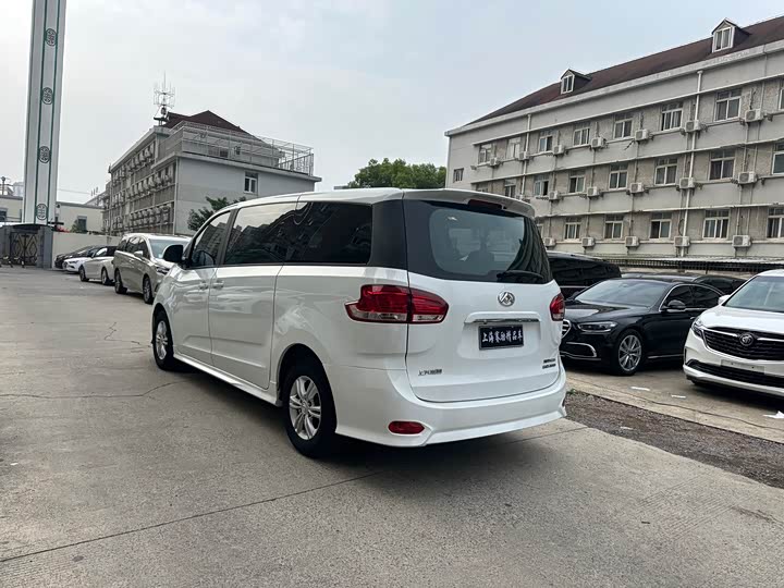 Maxus G10 2022 2022款 2.0T 自动智享版 汽油 7座