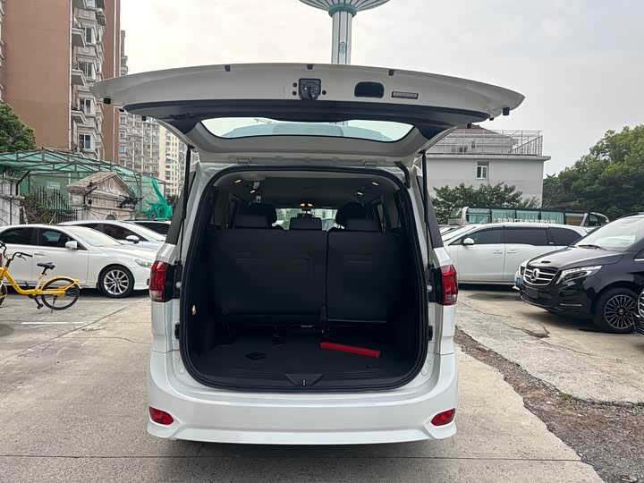 Maxus G10 2022 2022款 2.0T 自动智享版 汽油 7座