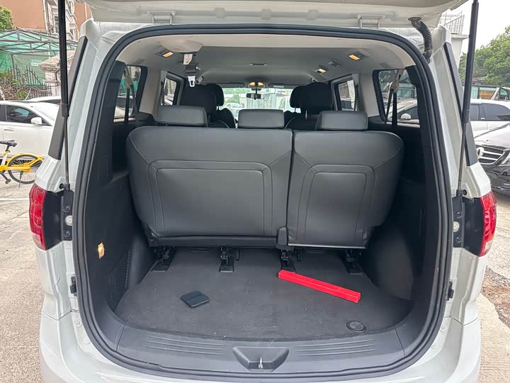 Maxus G10 2022 2022款 2.0T 自动智享版 汽油 7座