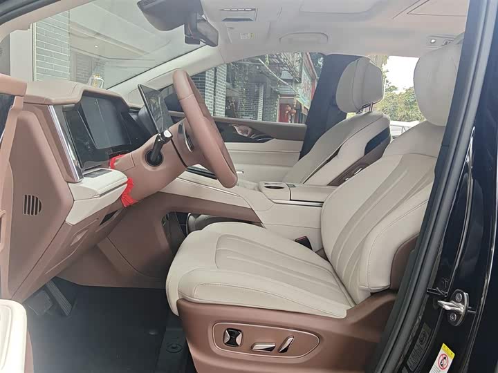 BYD Xia 2025 2025款 DM-i 1.5T 180km 卓越型