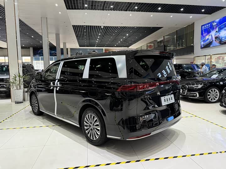 BYD Xia 2025 2025款 DM-i 1.5T 180km 超越型