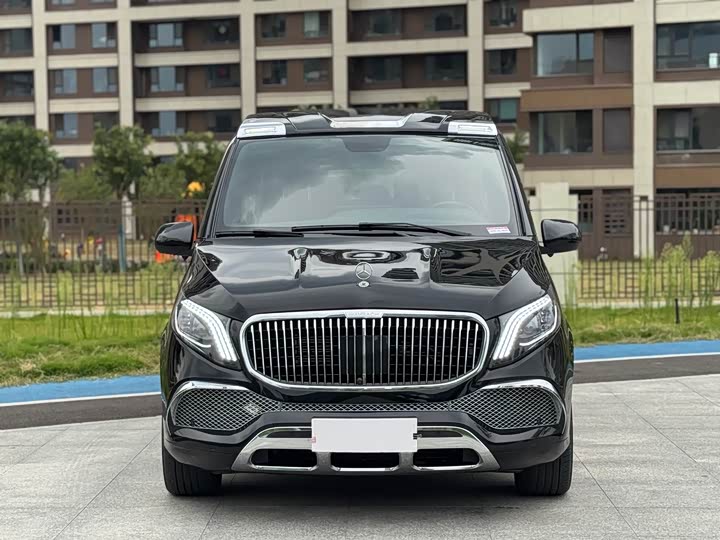 Mercedes-Benz Vito 2024 2024款 2.0T 精英版 7座