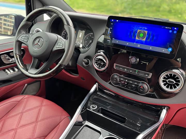 Mercedes-Benz Vito 2024 2024款 2.0T 精英版 7座