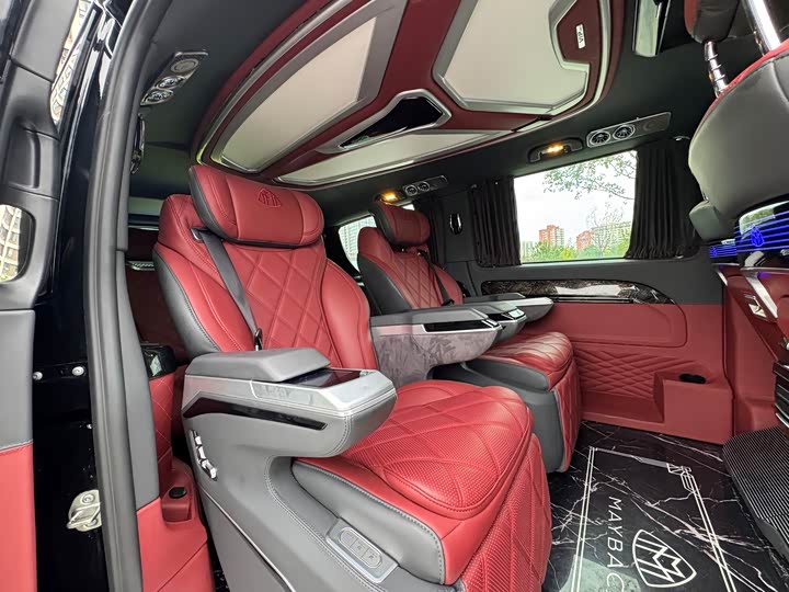 Mercedes-Benz Vito 2024 2024款 2.0T 精英版 7座