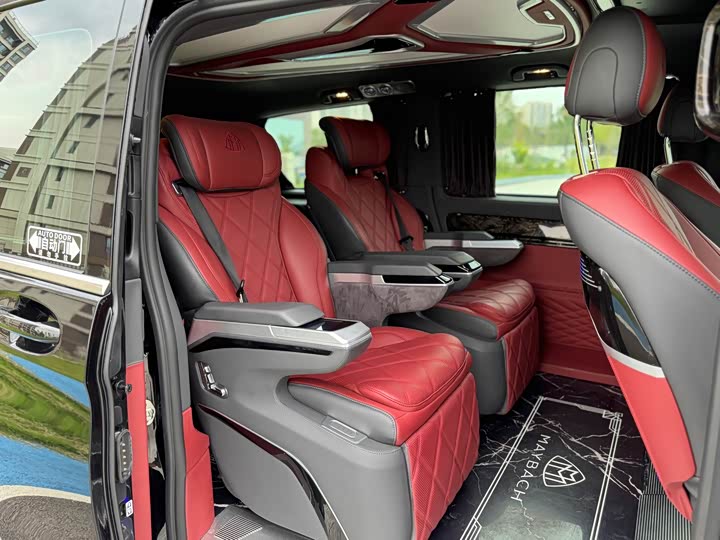 Mercedes-Benz Vito 2024 2024款 2.0T 精英版 7座