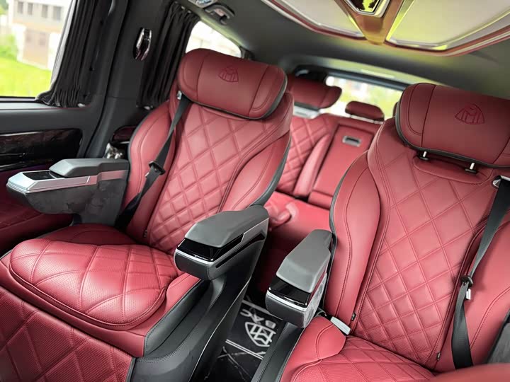 Mercedes-Benz Vito 2024 2024款 2.0T 精英版 7座