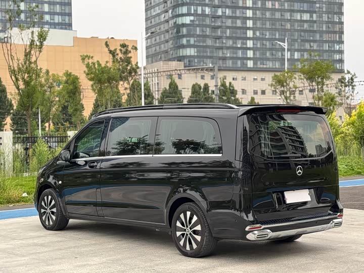 Mercedes-Benz Vito 2024 2024款 2.0T 精英版 7座