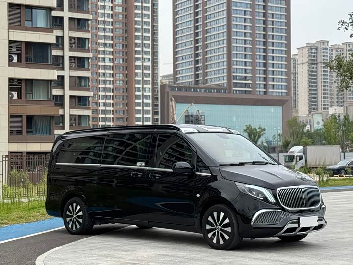 Mercedes-Benz Vito 2024 2024款 2.0T 精英版 7座