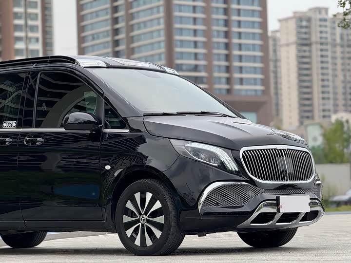 Mercedes-Benz Vito 2024 2024款 2.0T 精英版 7座
