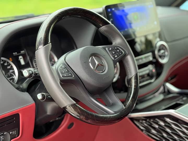Mercedes-Benz Vito 2024 2024款 2.0T 精英版 7座