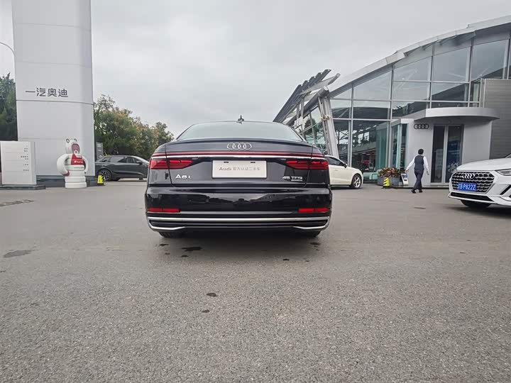 Audi A8 2025 2025款 A8L 45 TFSI quattro 豪华型