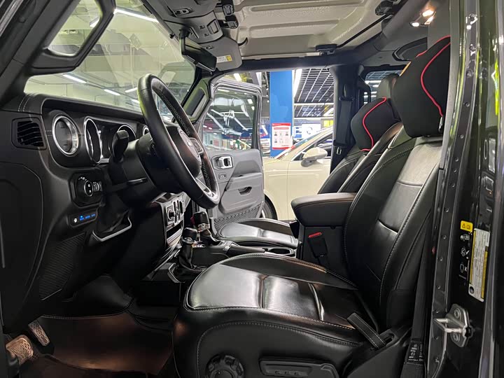 Jeep Wrangler Hybrid 2021 2021款 四门 2.0T 4xe 撒哈拉