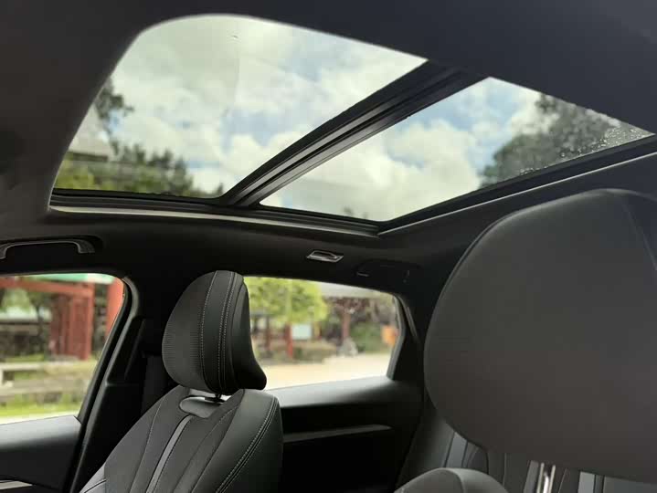 Geely Preface 2025 2025款 东方曜 2.0TD 望月版