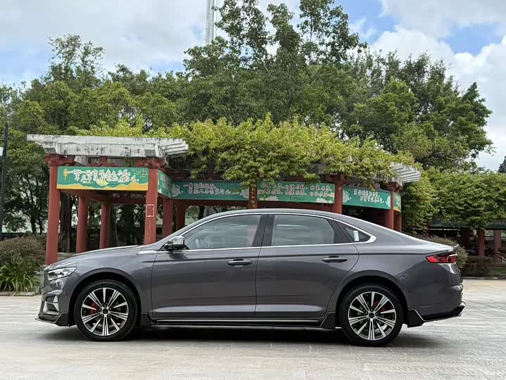 Geely Preface 2025 2025款 东方曜 2.0TD 望月版