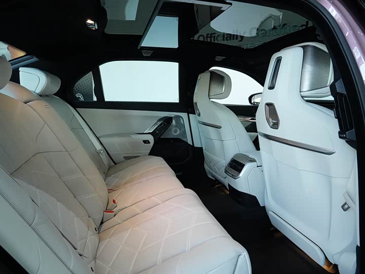BMW i7 2023 2023款 xDrive60L M运动套装