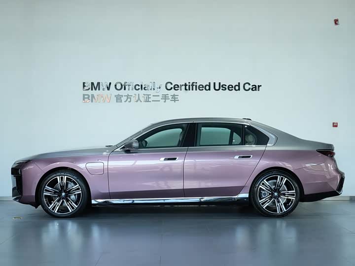 BMW i7 2023 2023款 xDrive60L M运动套装