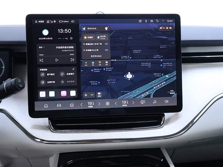 Volvo EM90 2025 2025款 Ultra 六座