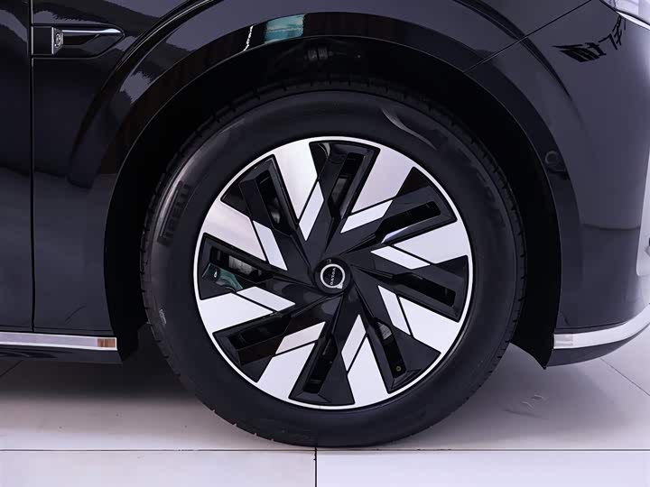 Volvo EM90 2025 2025款 Ultra 六座