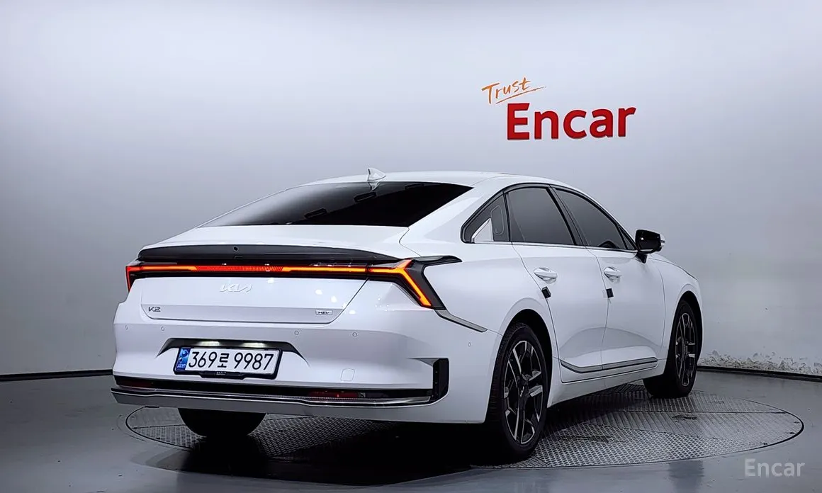 2024 Kia K8