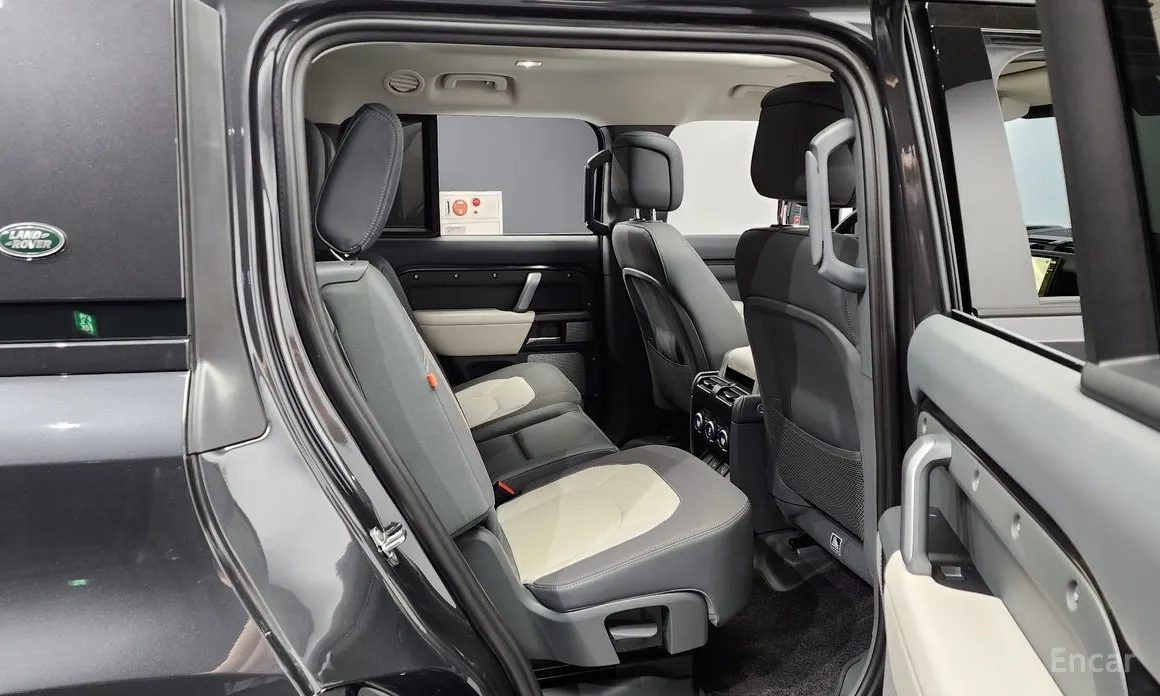 Land Rover Defender 2020 130 P400 X-Dynamic HSE