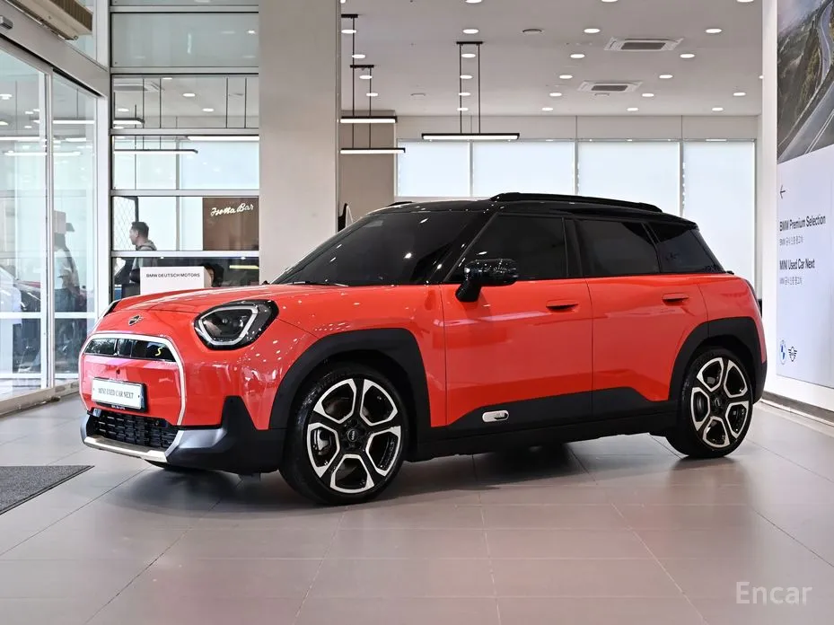 Mini Aceman 2025 SE Favoured