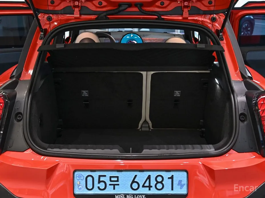 Mini Aceman 2025 SE Favoured