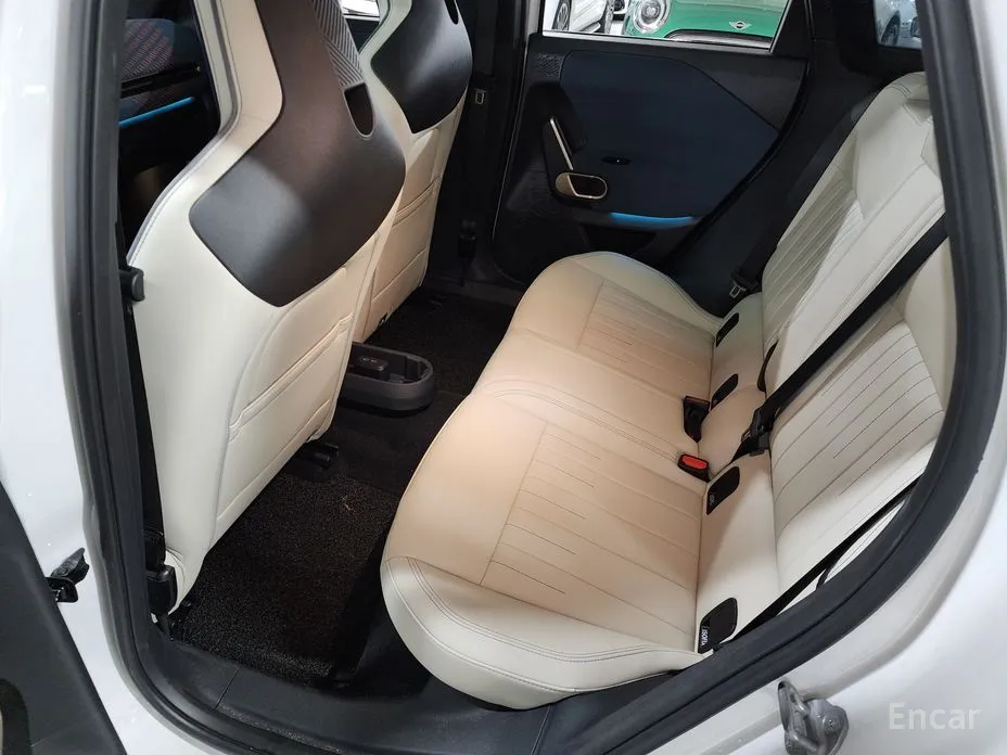 Mini Aceman 2025 SE Favoured