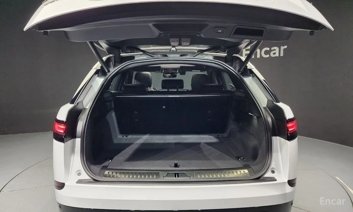 Land Rover Range Rover Velar 2017 2.0 P250 Dynamic SE