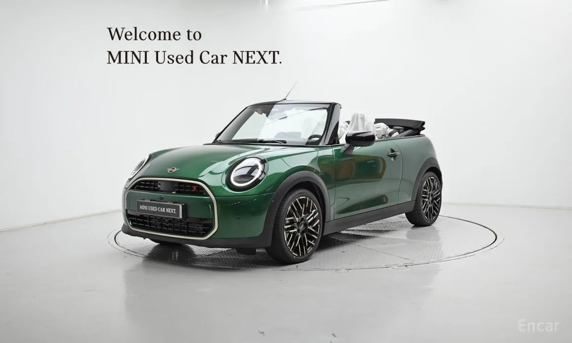Mini Cooper Convertible 2025 Favoured