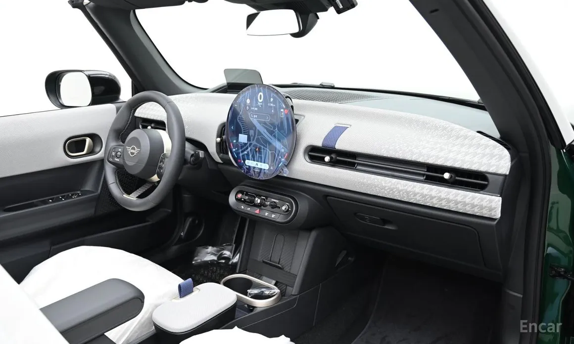 Mini Cooper Convertible 2025 Favoured