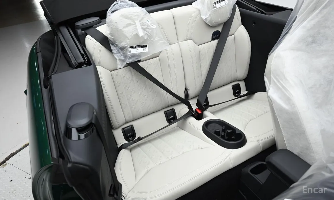 Mini Cooper Convertible 2025 Favoured