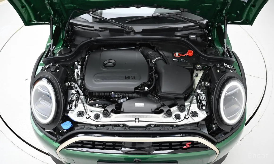 Mini Cooper Convertible 2025 Favoured