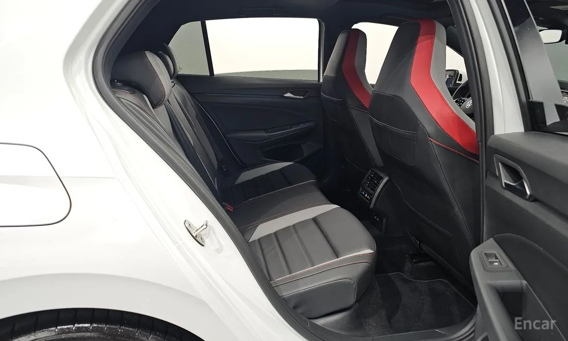 Volkswagen Golf 2022 2.0 GTI