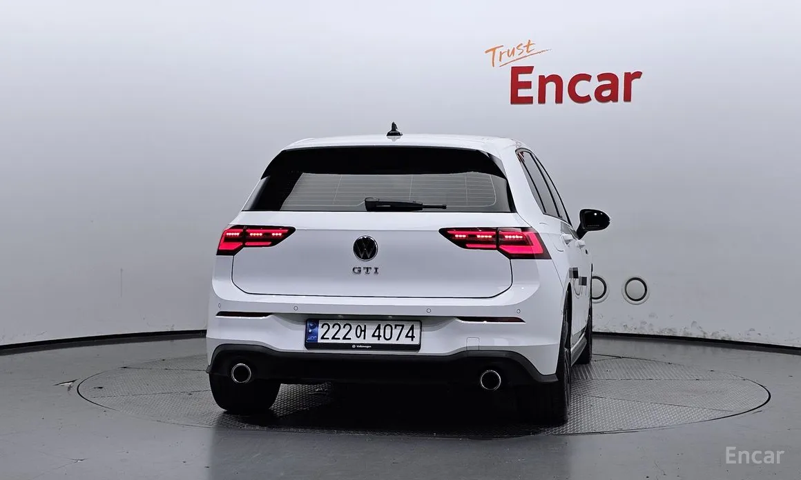 Volkswagen Golf 2022 2.0 GTI