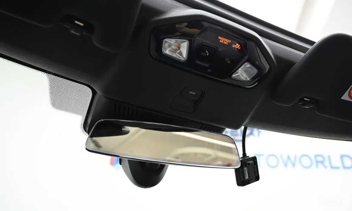 Mini Cooper Convertible 2025 Favoured