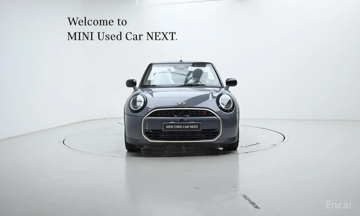 Mini Cooper Convertible 2025 Favoured