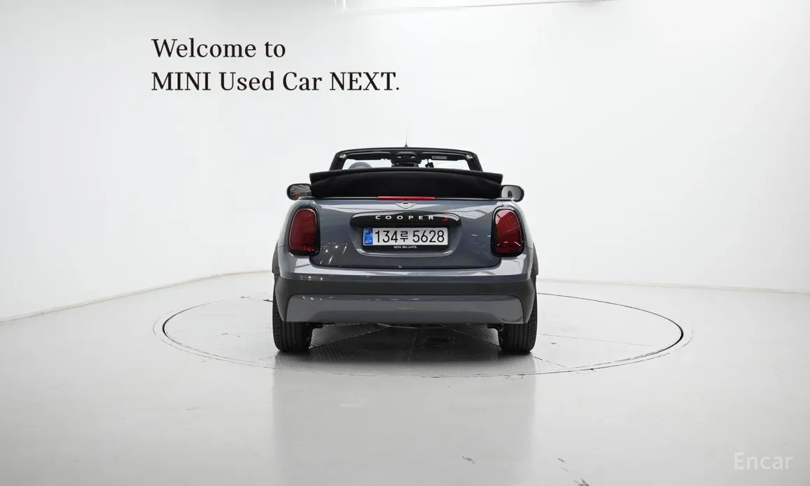 Mini Cooper Convertible 2025 Favoured
