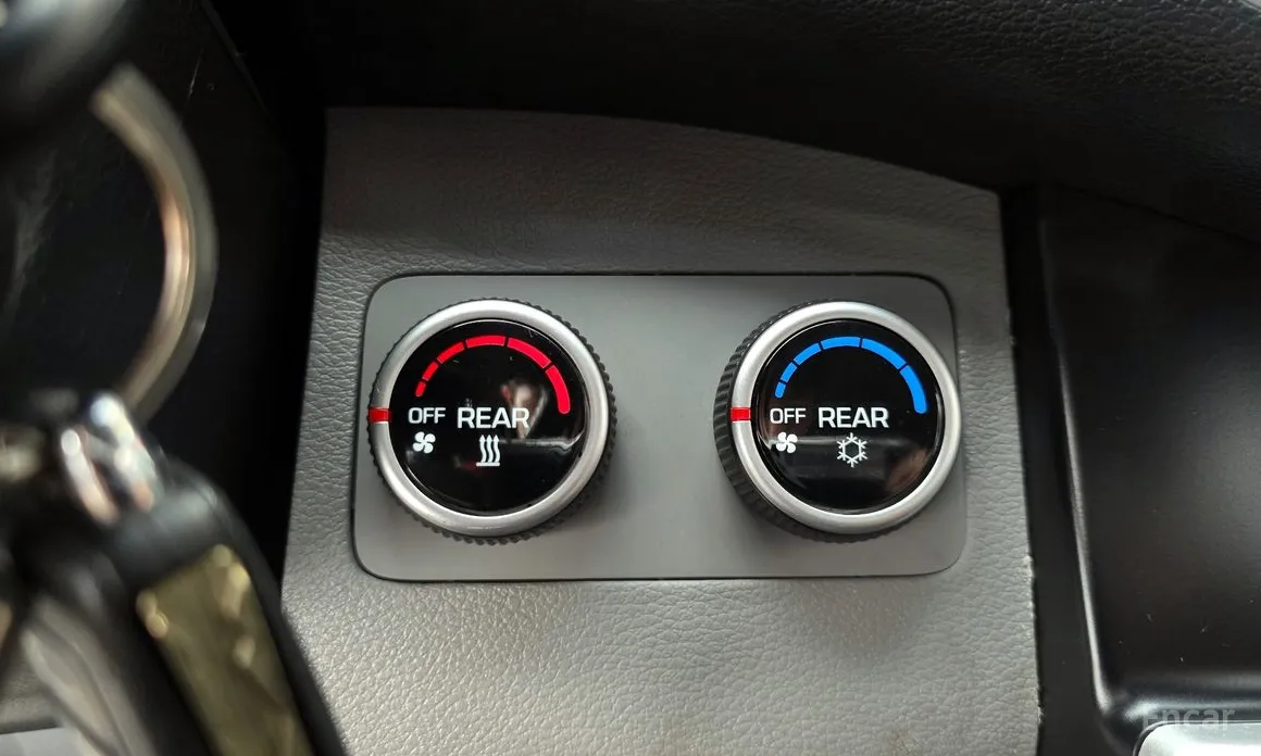 Hyundai Solati 2015 15-seater