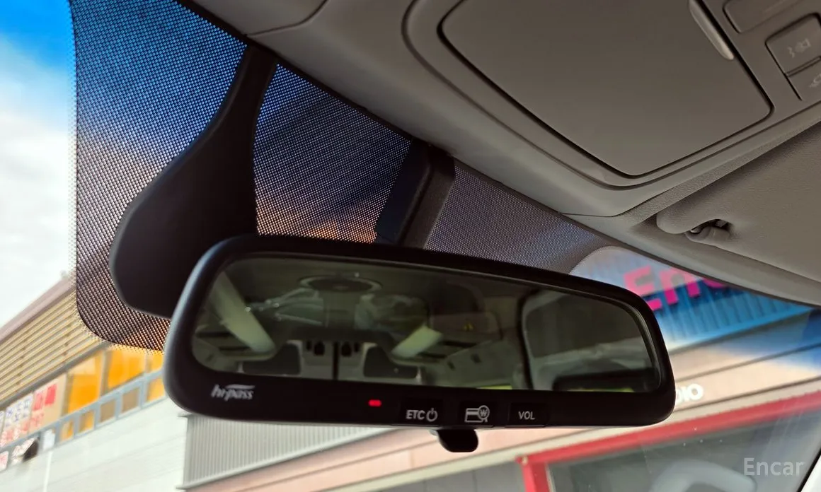 Hyundai Solati 2015 15-seater