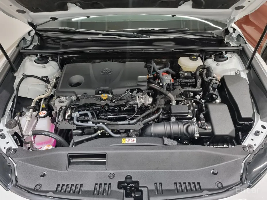 Toyota Camry 2024 2.5 XLE Hybrid
