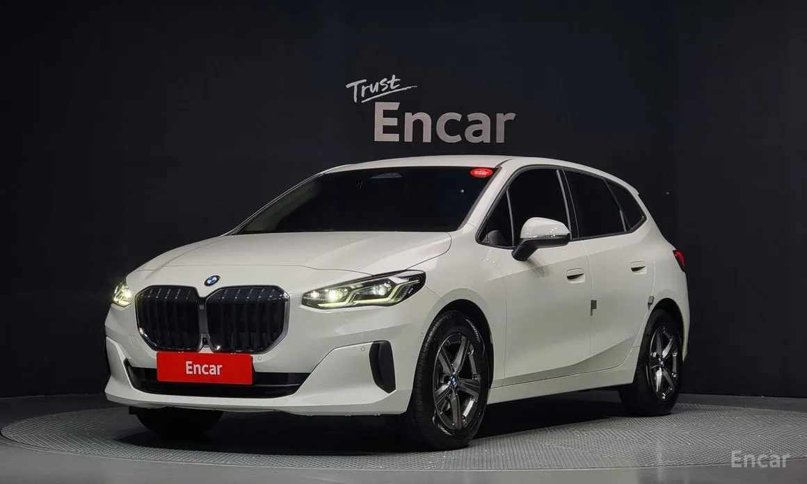 BMW 2 Series 2022 220i Advantage