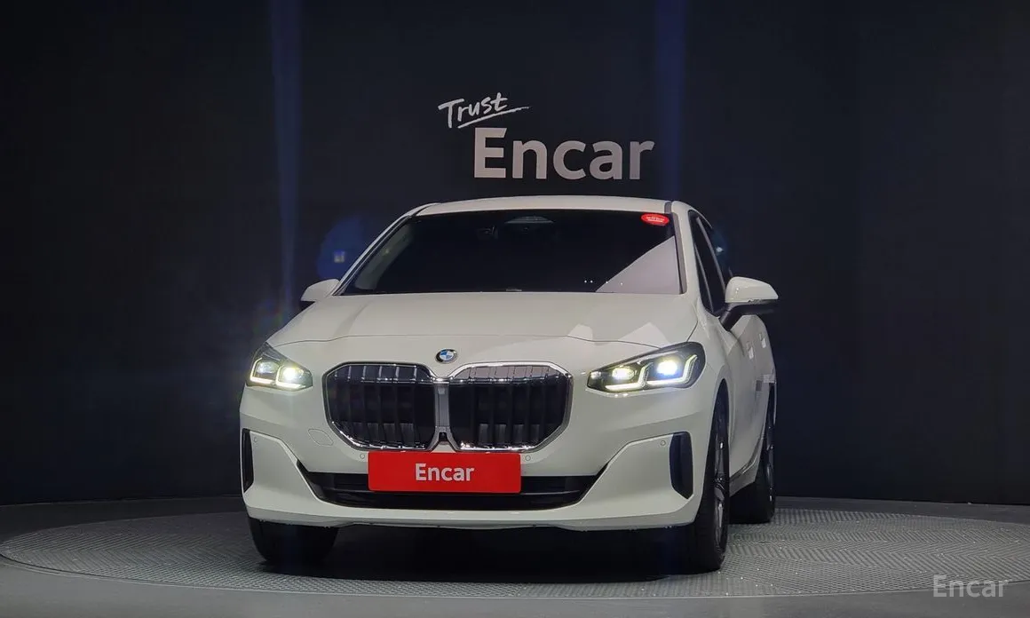 BMW 2 Series 2022 220i Advantage