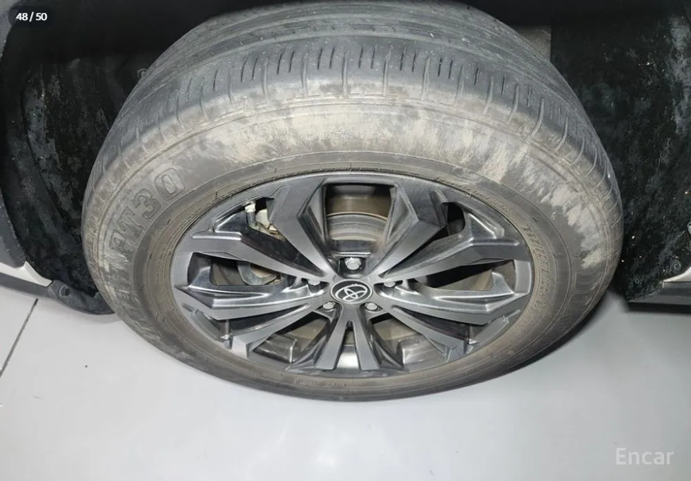 Toyota RAV4 2019 2.5 2WD Hybrid XLE