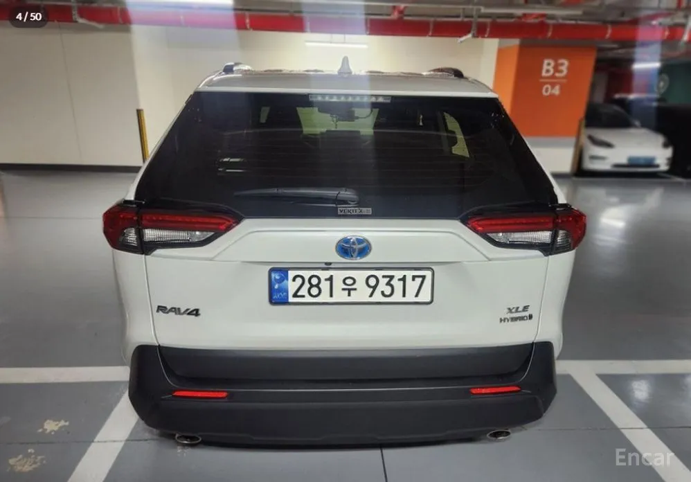 Toyota RAV4 2019 2.5 2WD Hybrid XLE