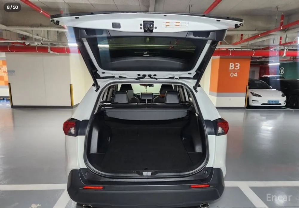 Toyota RAV4 2019 2.5 2WD Hybrid XLE