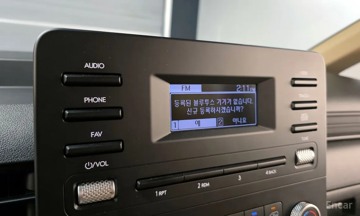 Hyundai Staria 2021 4WD Tourer 11-Seater