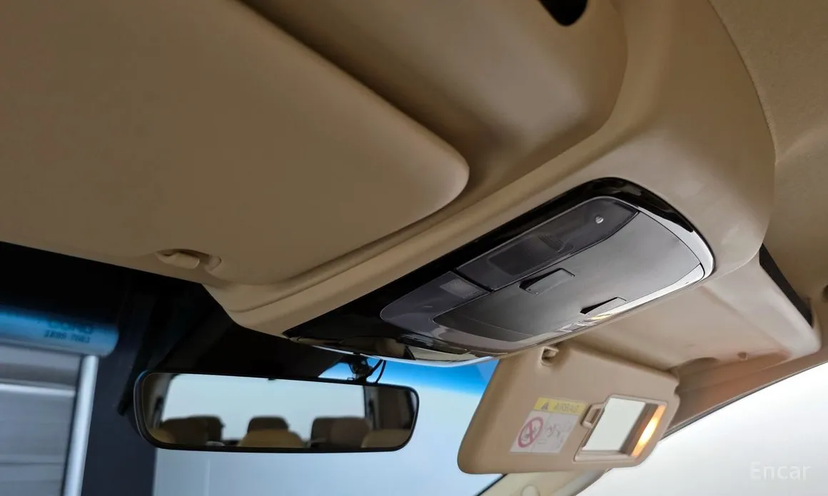 Hyundai Staria 2021 4WD Tourer 11-Seater