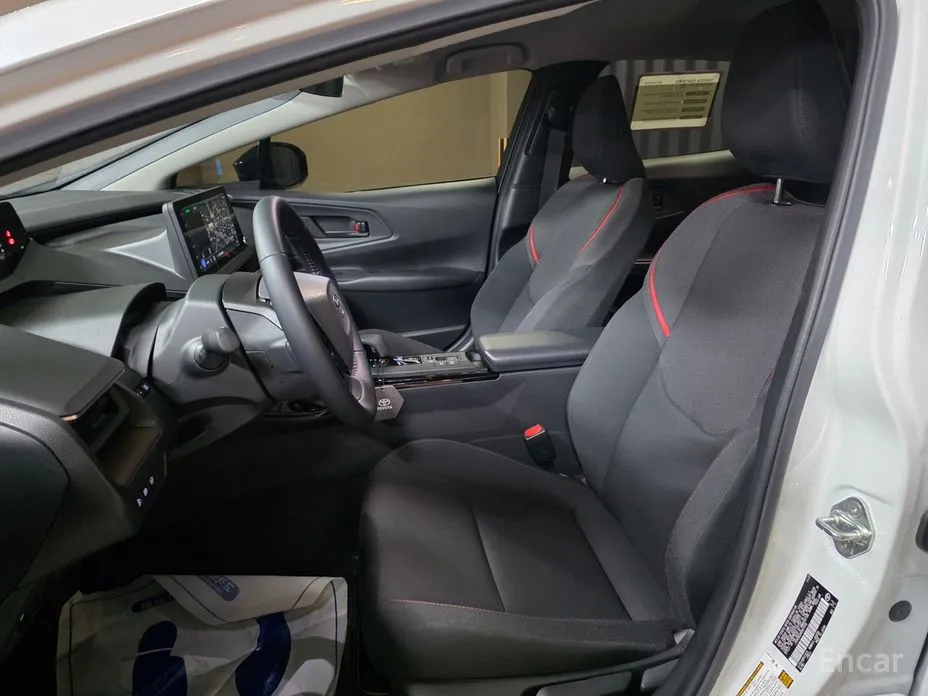 Toyota Prius 2023 2.0 PHEV SE