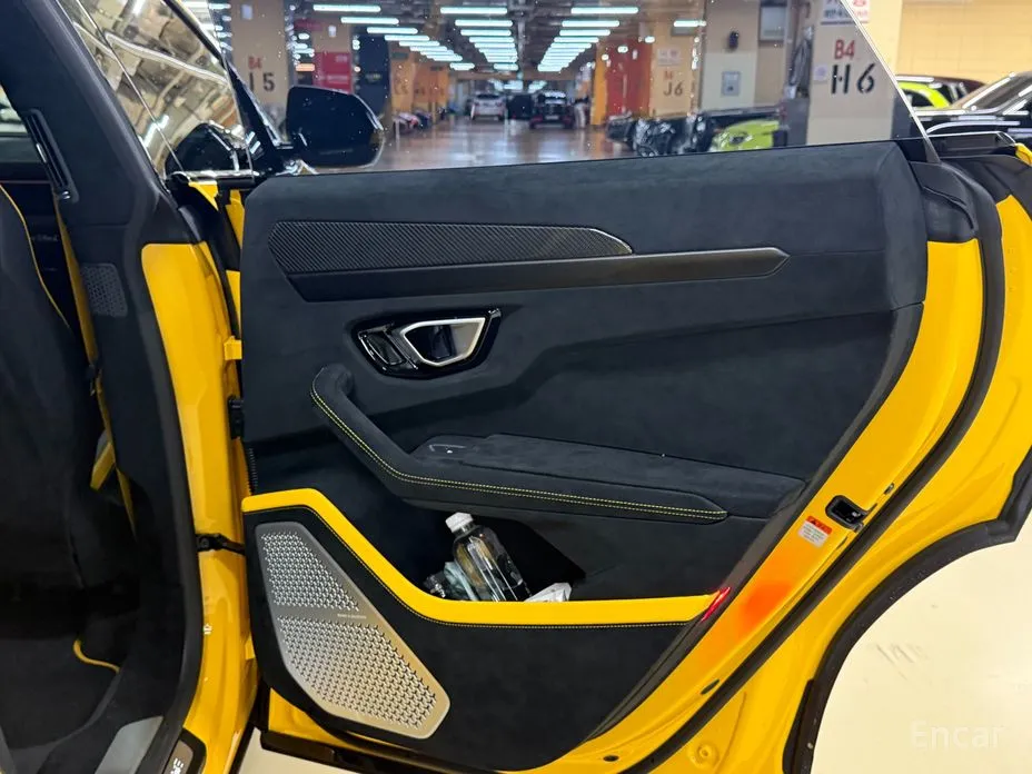 Lamborghini Urus 2018 4.0 V8 Performante