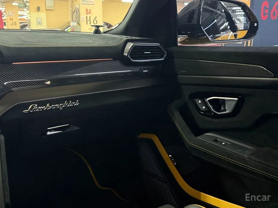 Lamborghini Urus 2018 4.0 V8 Performante